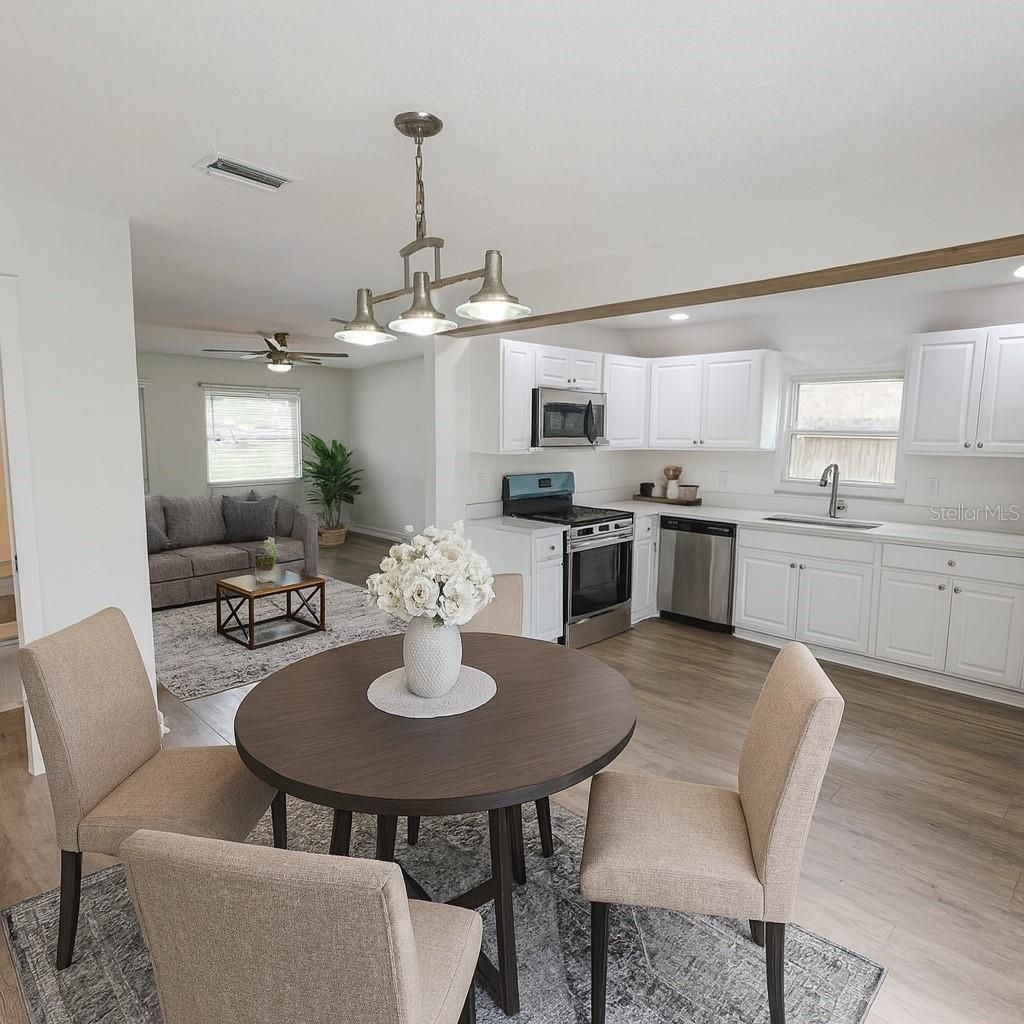 722 65th Avenue E, Bradenton, FL 34203 Photo