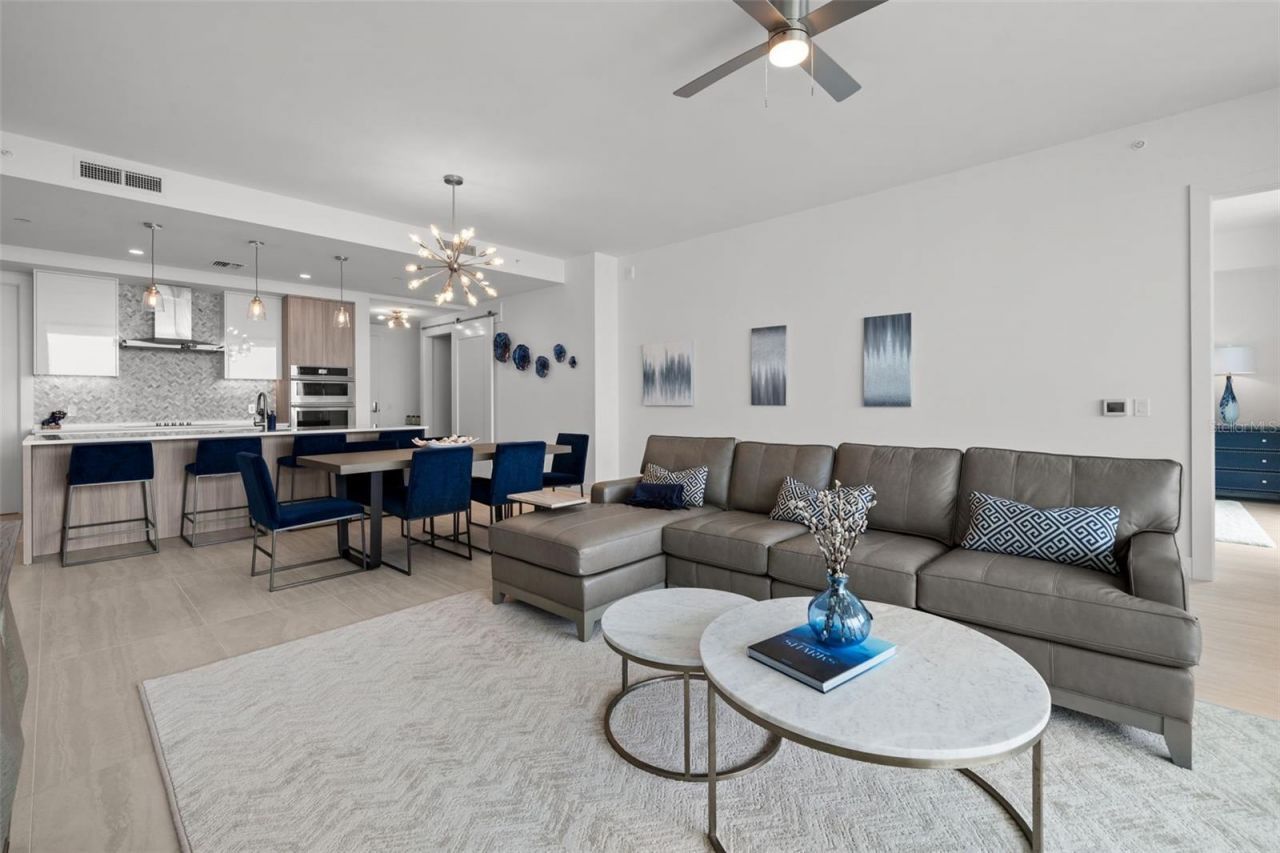 301 Quay Commons, Unit 1703, Sarasota, FL 34236 Photo