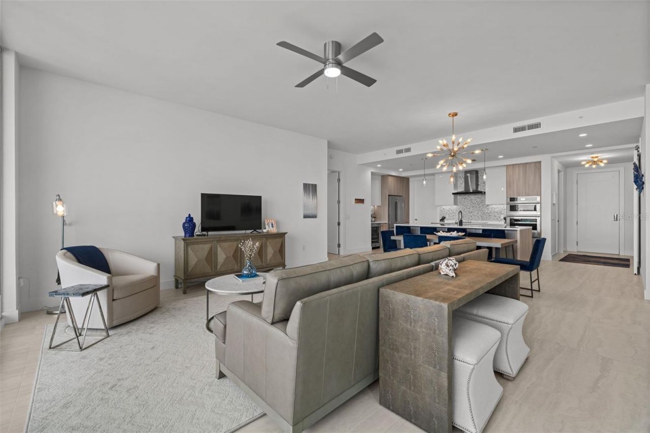 301 Quay Commons, Unit 1703, Sarasota, FL 34236 Photo