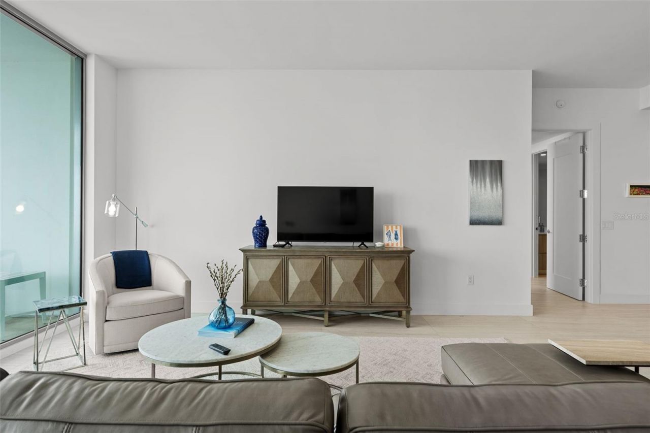 301 Quay Commons, Unit 1703, Sarasota, FL 34236 Photo