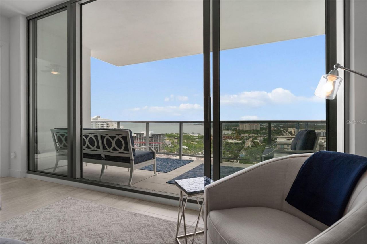 301 Quay Commons, Unit 1703, Sarasota, FL 34236 Photo