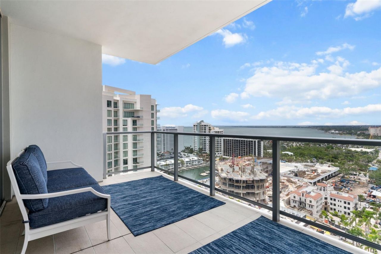 301 Quay Commons, Unit 1703, Sarasota, FL 34236 Photo