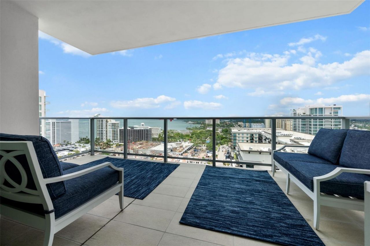 301 Quay Commons, Unit 1703, Sarasota, FL 34236 Photo
