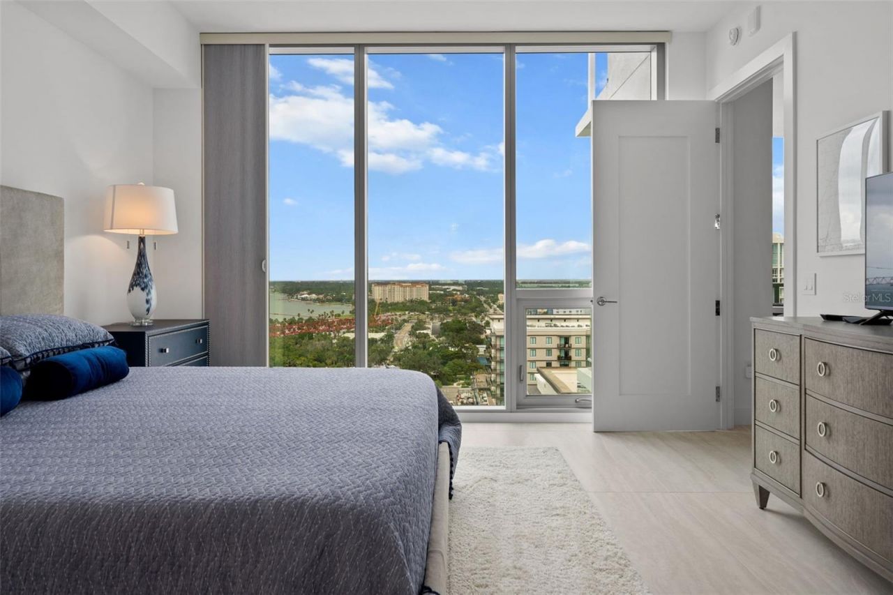 301 Quay Commons, Unit 1703, Sarasota, FL 34236 Photo