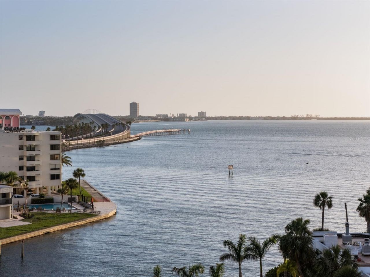 301 Quay Commons, Unit 1703, Sarasota, FL 34236 Photo