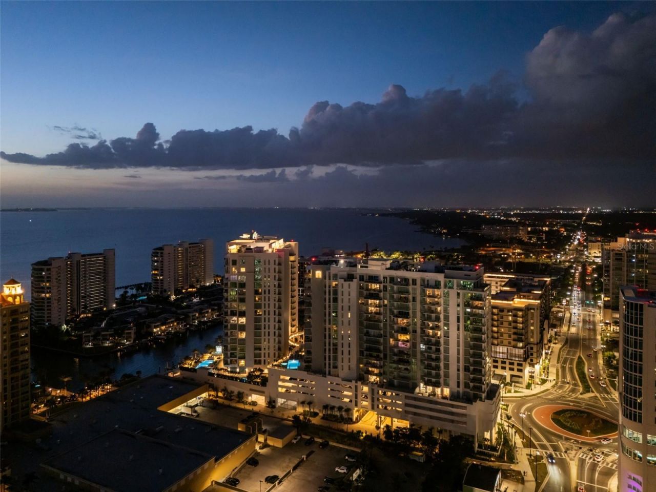 301 Quay Commons, Unit 1703, Sarasota, FL 34236 Photo