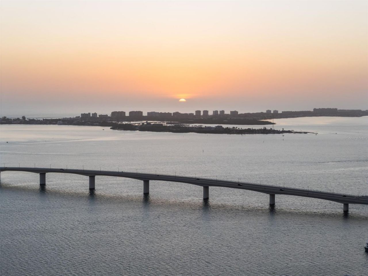 301 Quay Commons, Unit 1703, Sarasota, FL 34236 Photo