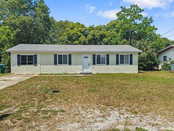 137 Heather Drive, Panama City Beach, FL 32413