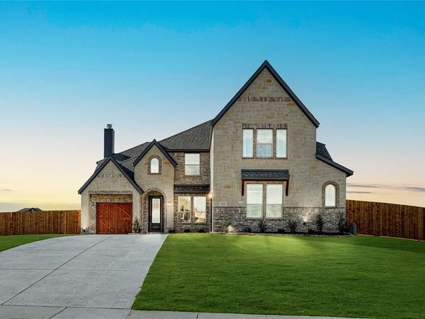 713 Serenity Lane, Red Oak, TX 75154