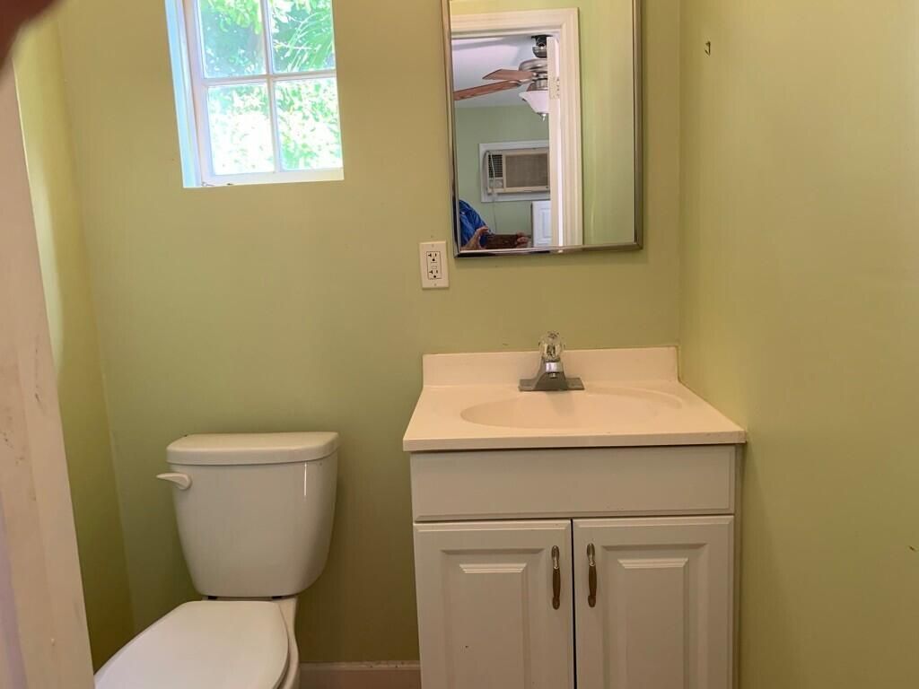 213-215 S Ocean Breeze, Lake Worth Beach, FL 33460 Photo