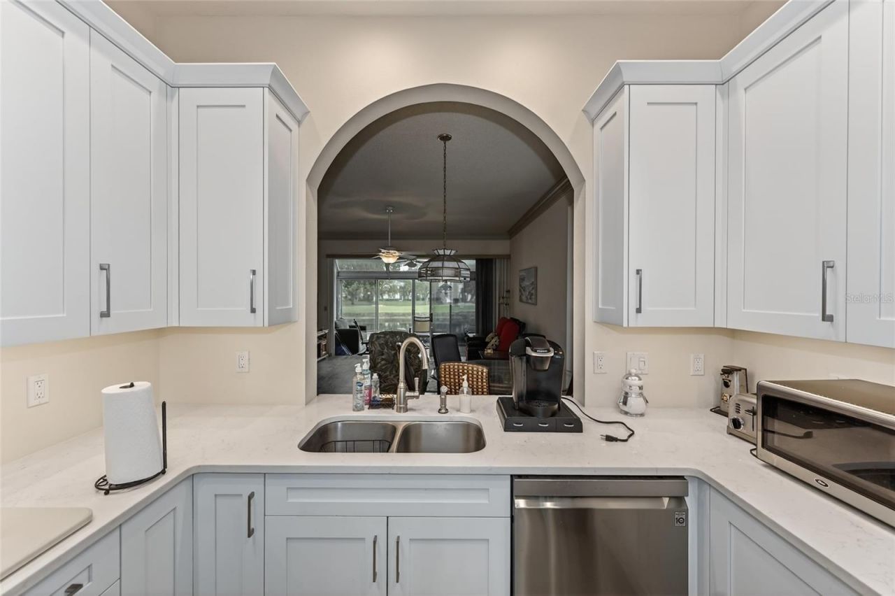 5633 E Long Common Court, Unit 20, Sarasota, FL 34235 Photo
