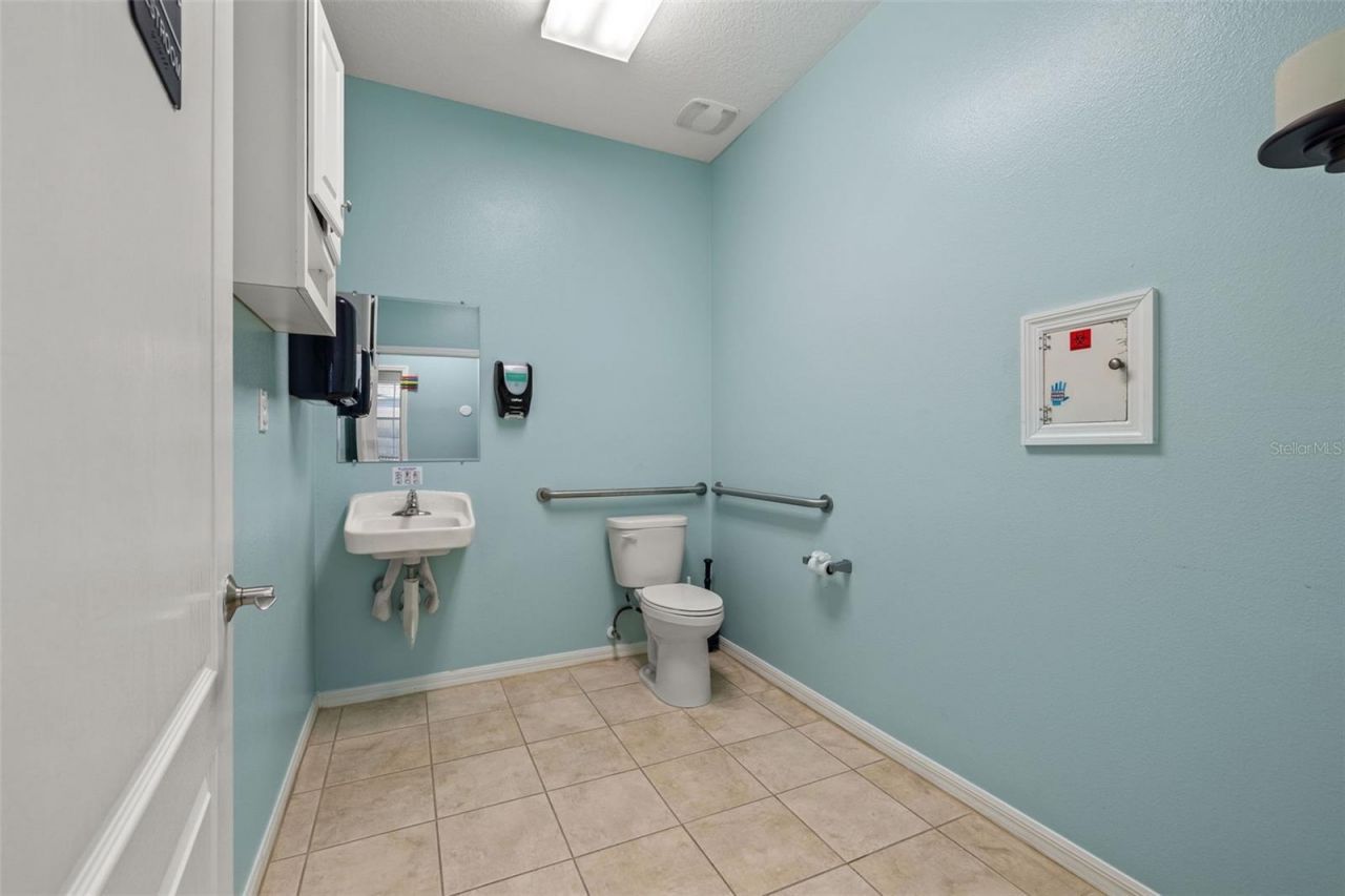 10941 Countryway Boulevard, Tampa, FL 33626 Photo