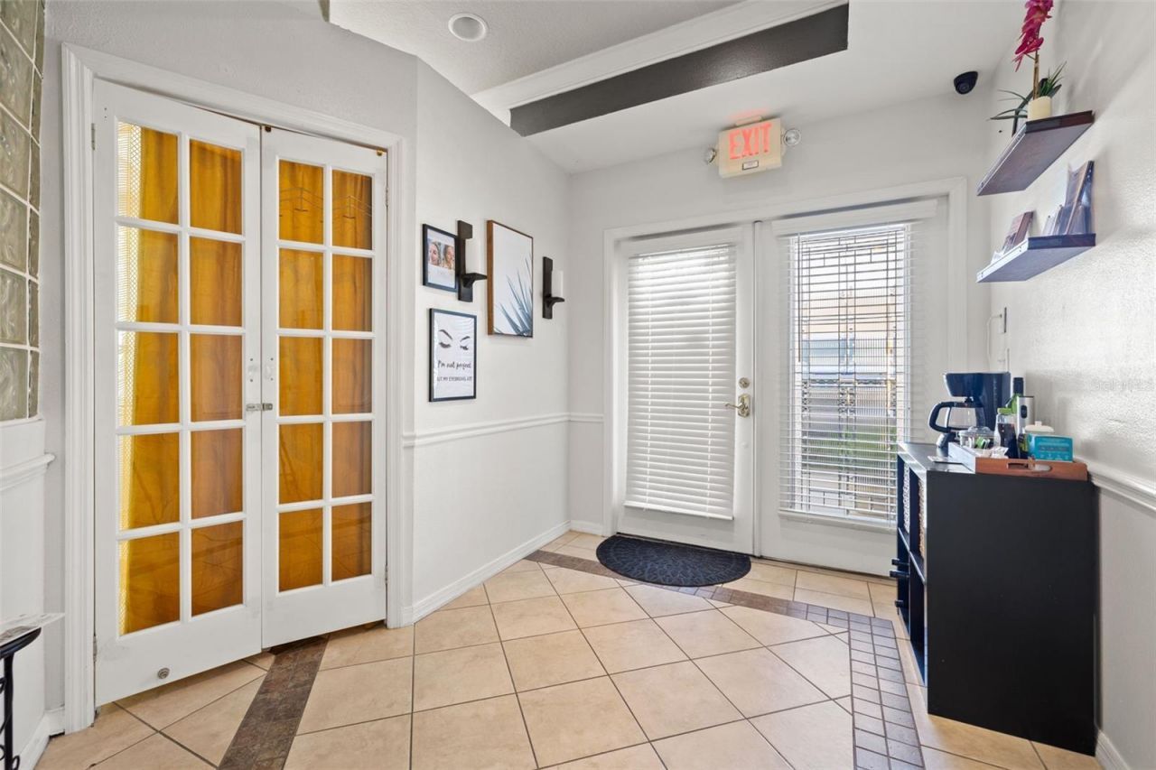 10941 Countryway Boulevard, Tampa, FL 33626 Photo