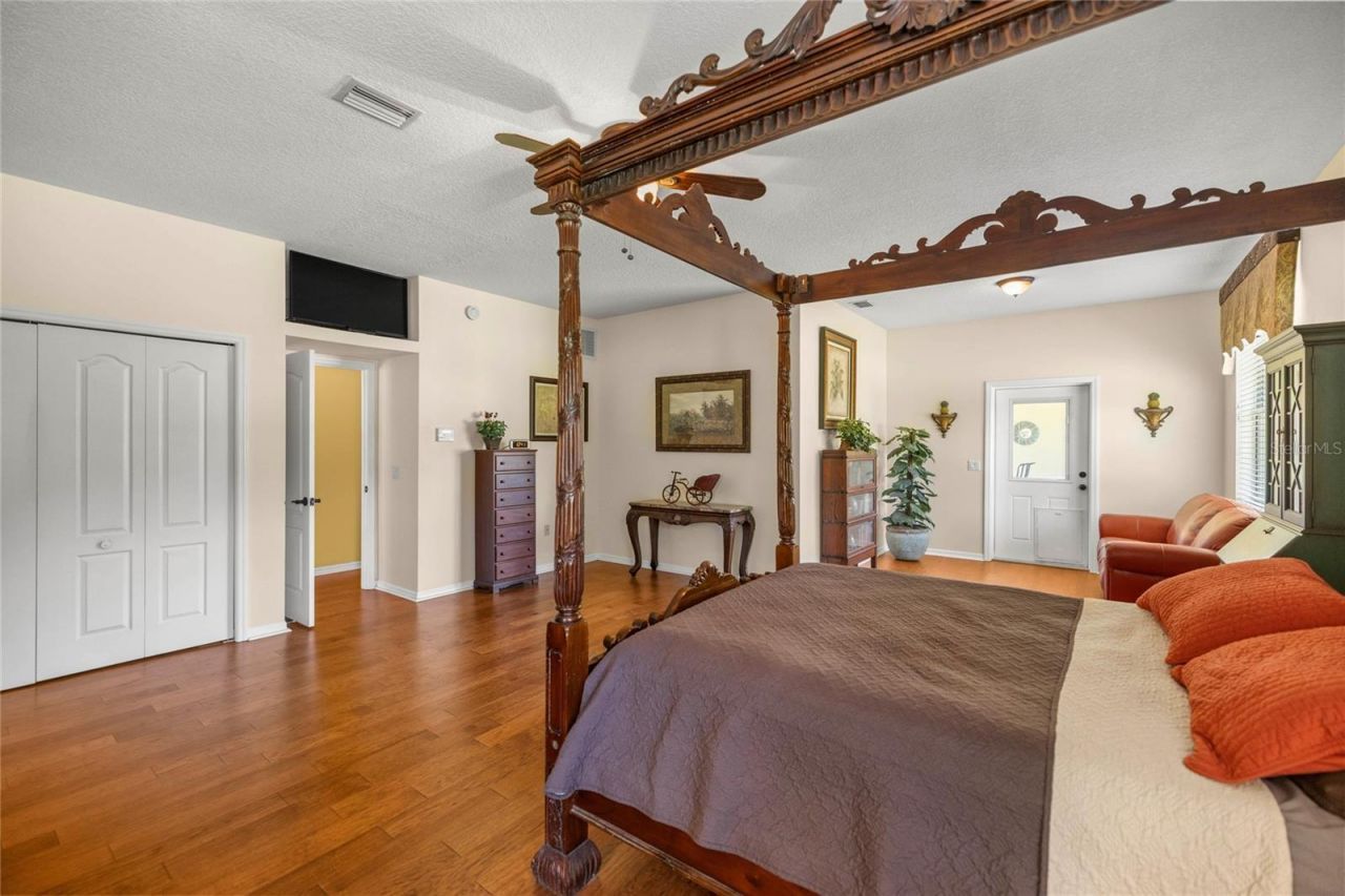 10264 W Springtree Lane, Crystal River, FL 34428 Photo