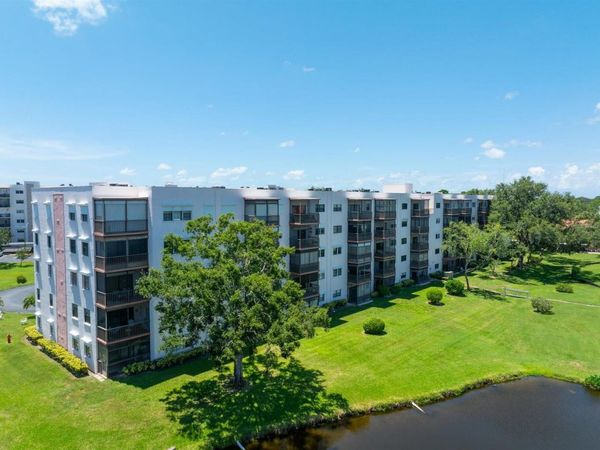 8174 TERRACE GARDEN DRIVE N, Unit 507, ST PETERSBURG, FL 33709