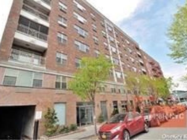 40-40 75th Street, Unit 3J, Elmhurst, NY 11373