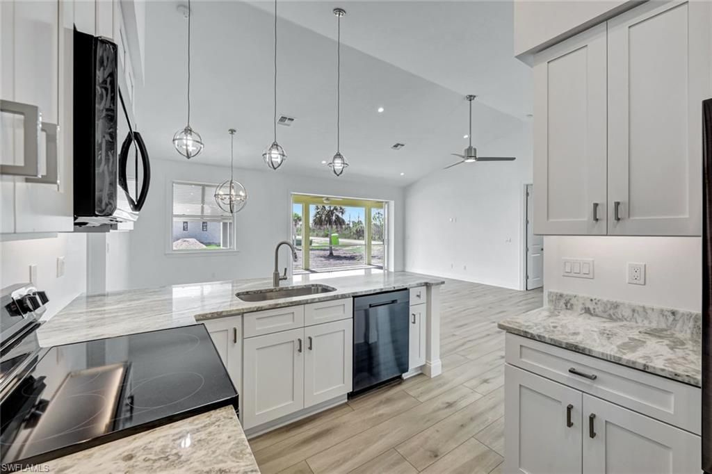 3551 Heron Landing Cir, Saint James City, FL 33956 Photo