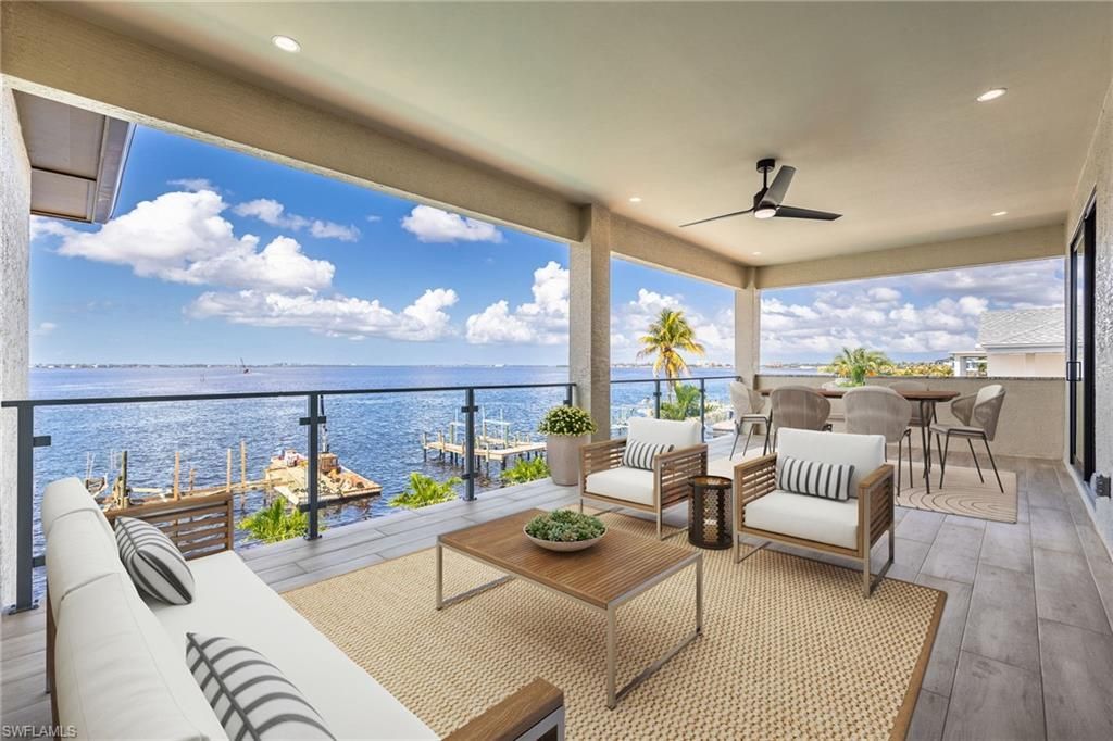 1024 Dolphin Dr, Cape Coral, FL 33904 Photo