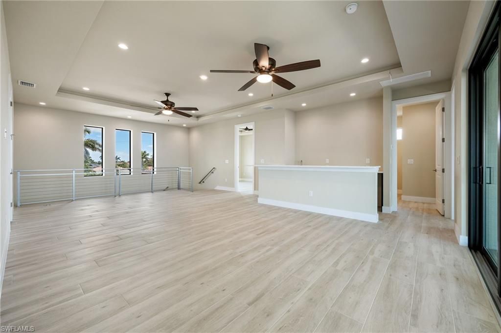 1024 Dolphin Dr, Cape Coral, FL 33904 Photo