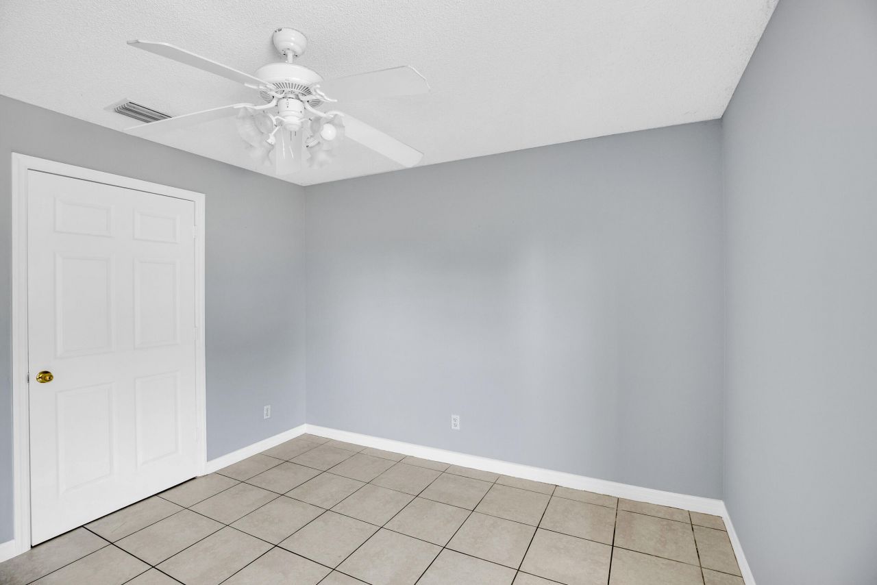 706 Wisteria Avenue, Fort Pierce, FL 34982 Photo