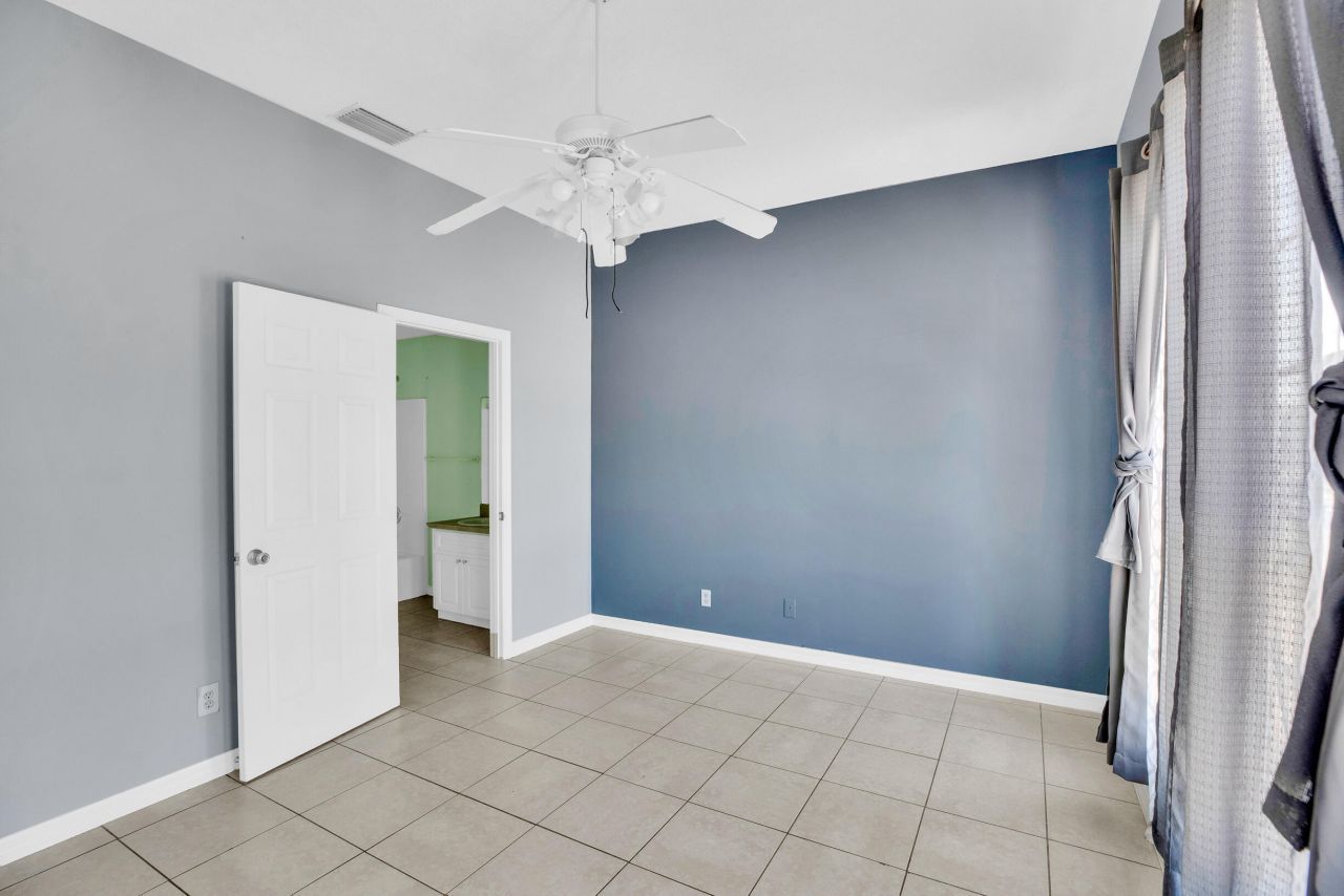 706 Wisteria Avenue, Fort Pierce, FL 34982 Photo