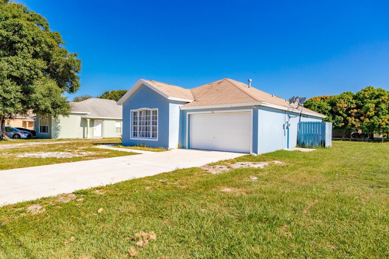 706 Wisteria Avenue, Fort Pierce, FL 34982 Photo