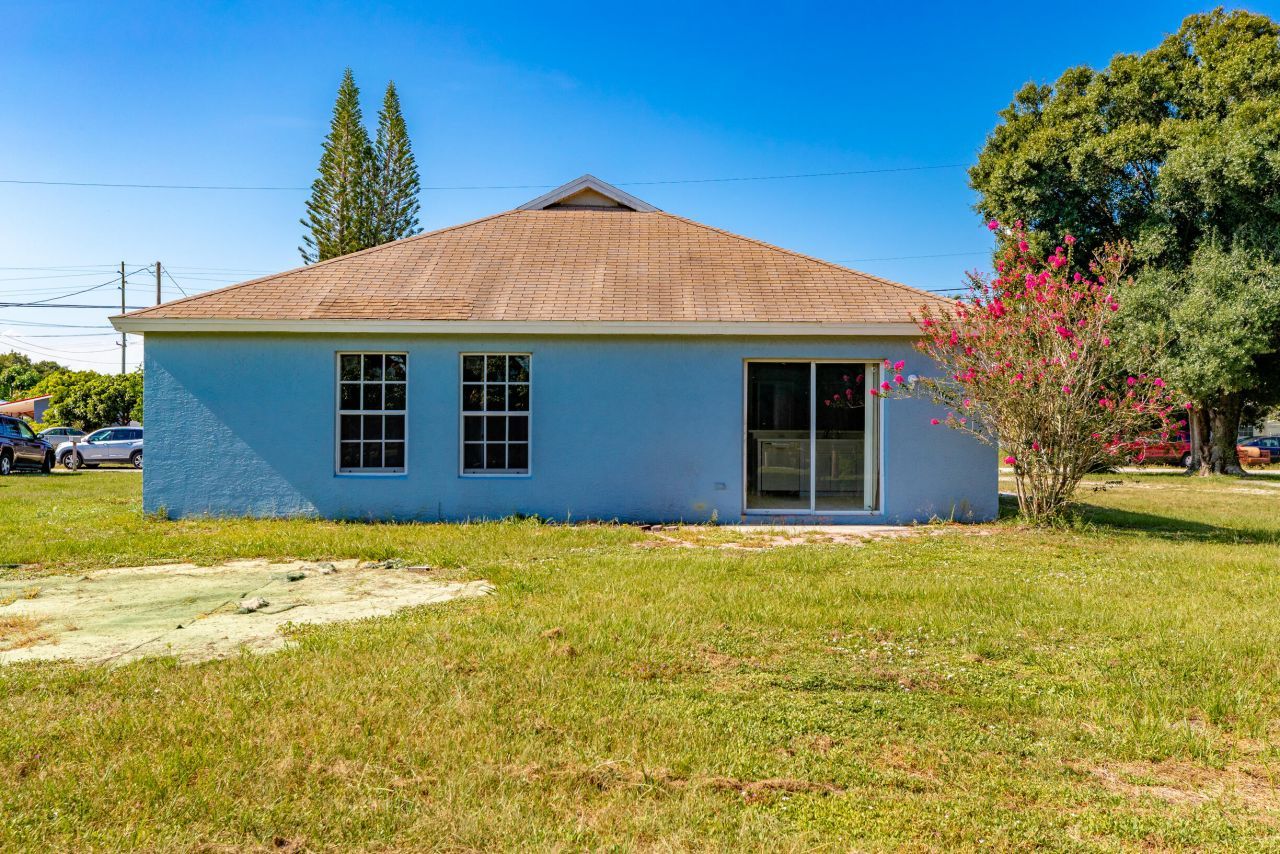 706 Wisteria Avenue, Fort Pierce, FL 34982 Photo