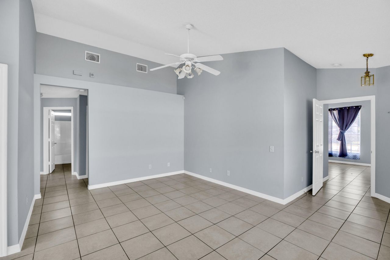 706 Wisteria Avenue, Fort Pierce, FL 34982 Photo