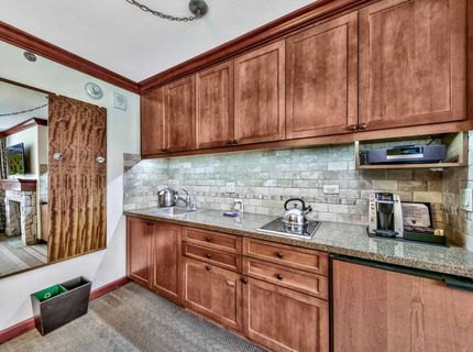 400 Resort Road, Olympic Valley, CA 96146 Photo