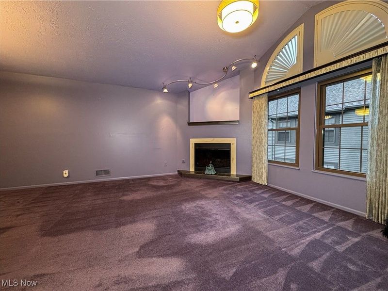 3811 Northwoods Court NE, Warren, OH 44483 Photo 9