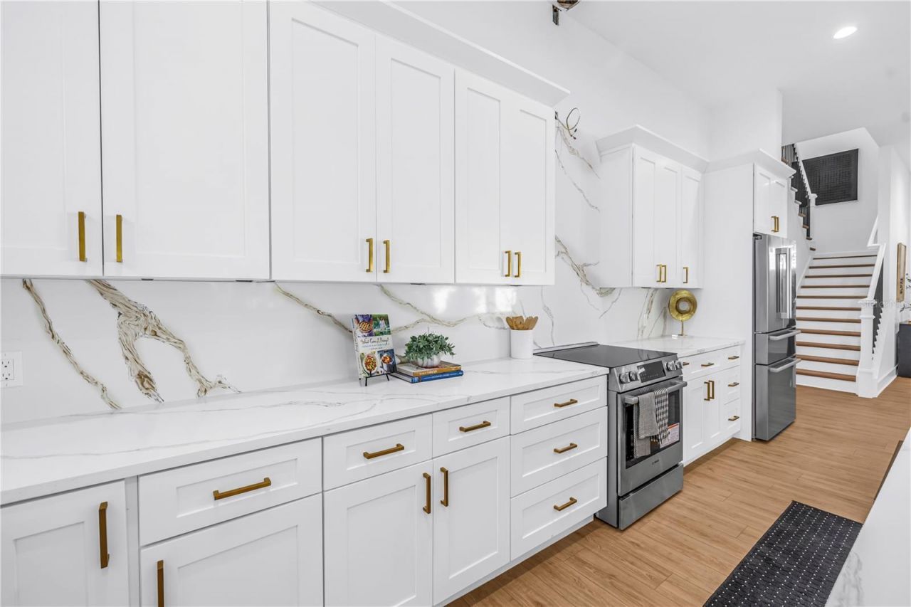 1025 42nd Avenue N, Saint Petersburg, FL 33703 Photo