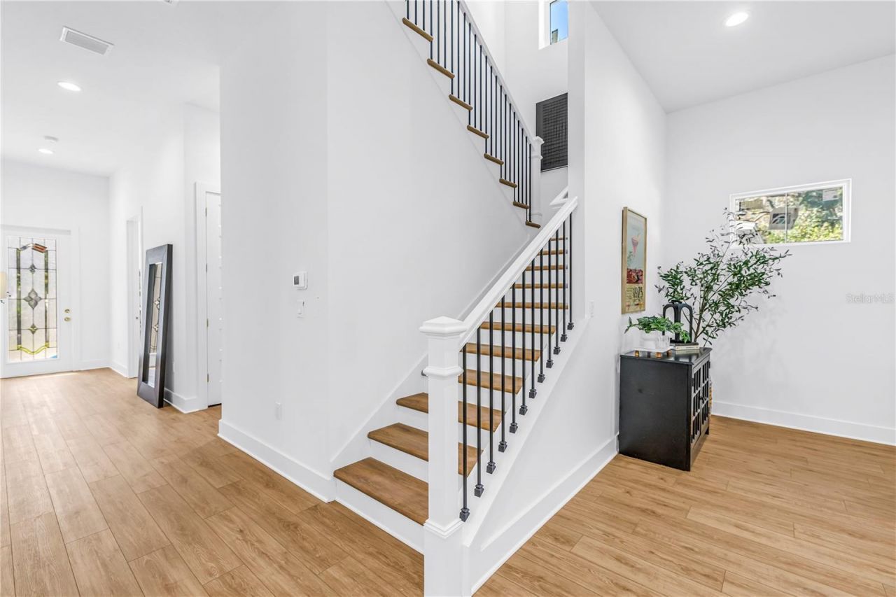 1025 42nd Avenue N, Saint Petersburg, FL 33703 Photo