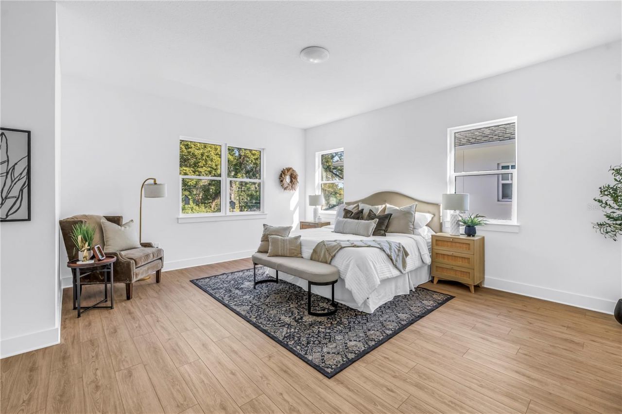 1025 42nd Avenue N, Saint Petersburg, FL 33703 Photo