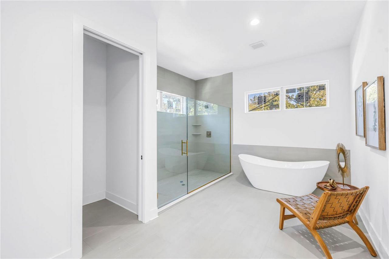 1025 42nd Avenue N, Saint Petersburg, FL 33703 Photo