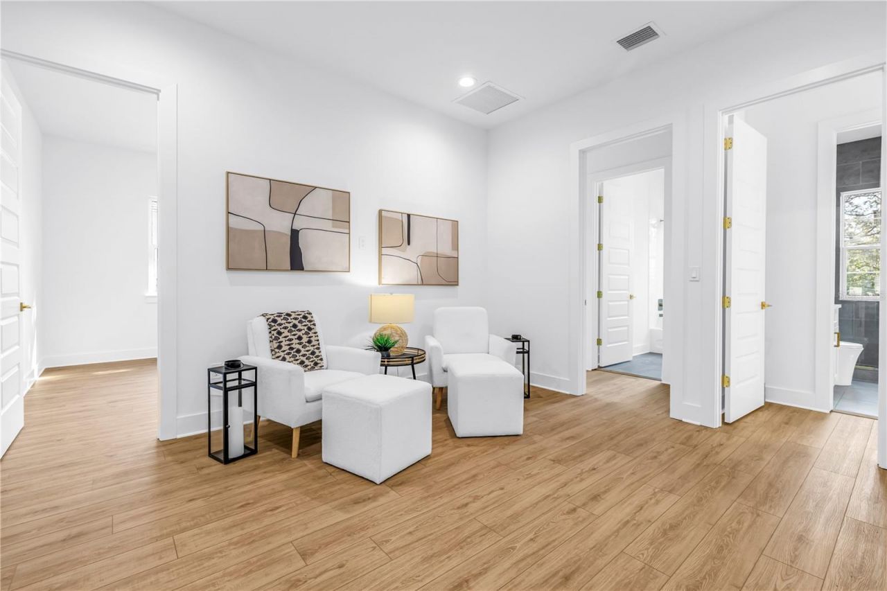 1025 42nd Avenue N, Saint Petersburg, FL 33703 Photo