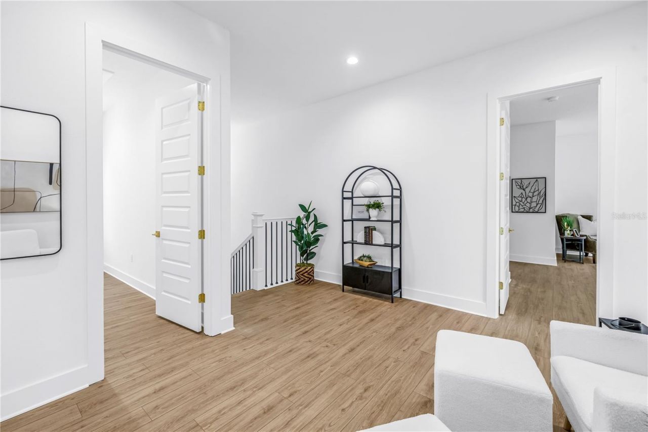 1025 42nd Avenue N, Saint Petersburg, FL 33703 Photo