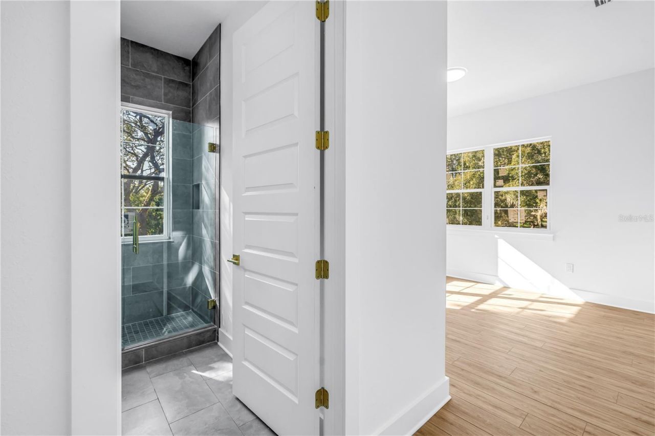 1025 42nd Avenue N, Saint Petersburg, FL 33703 Photo