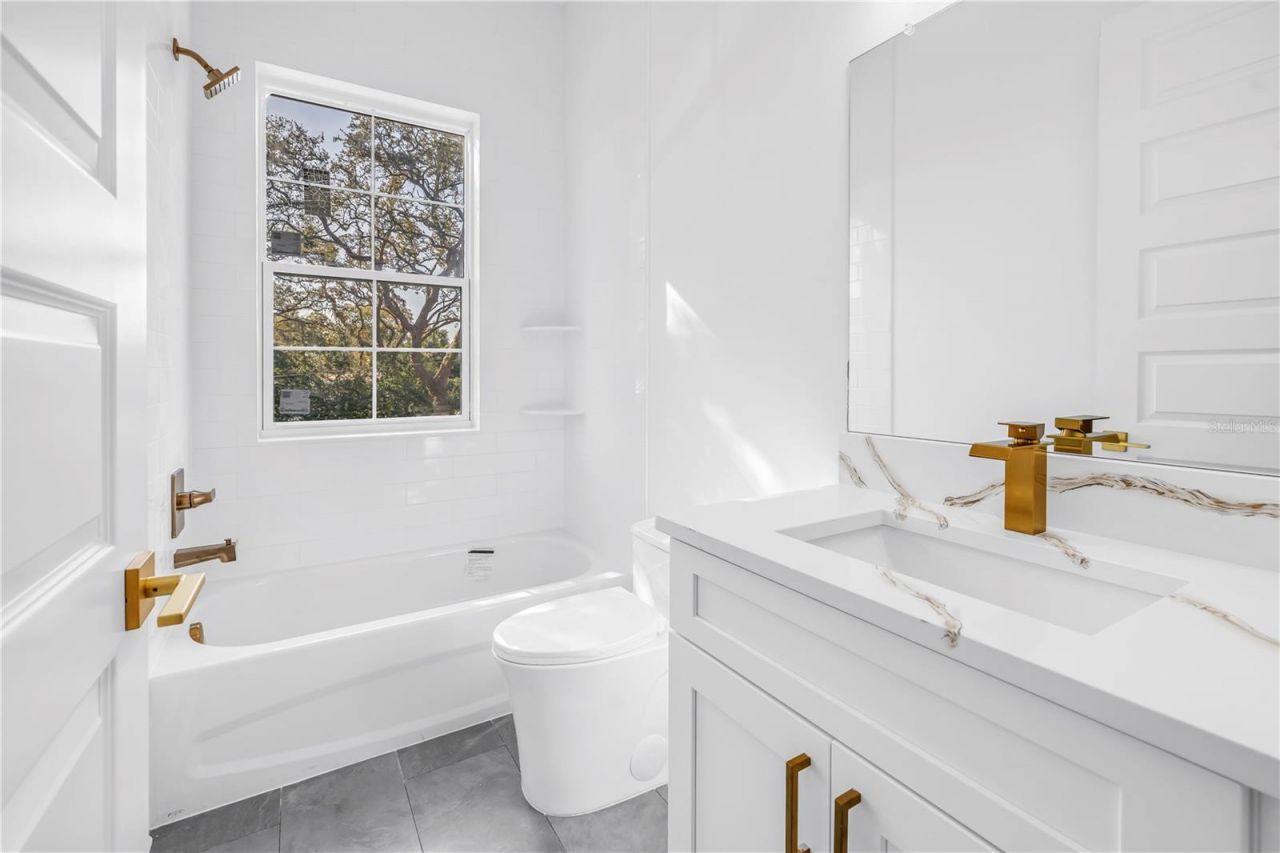 1025 42nd Avenue N, Saint Petersburg, FL 33703 Photo