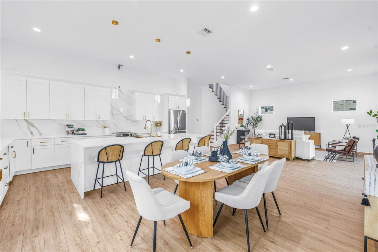 1025 42nd Avenue N, Saint Petersburg, FL 33703 Photo