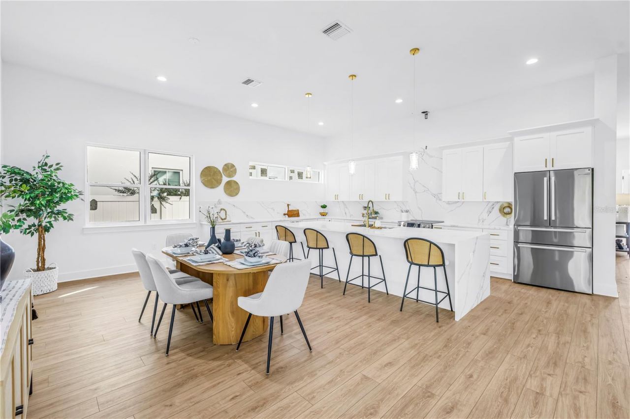 1025 42nd Avenue N, Saint Petersburg, FL 33703 Photo