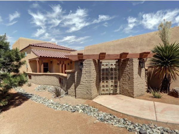 2705 Lerma Road NE, Rio Rancho, NM 87144