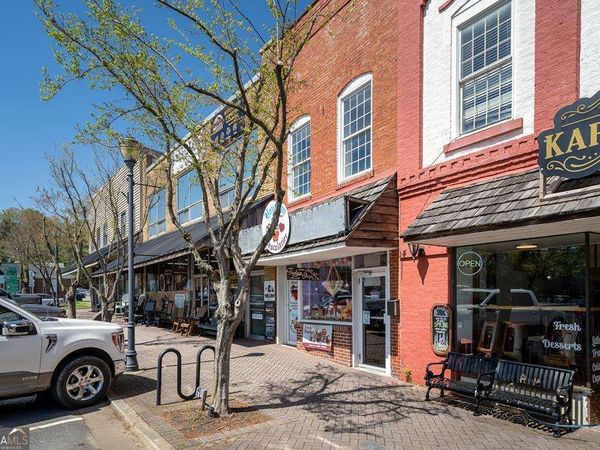 4 Northside Square, Ellijay, GA 30540