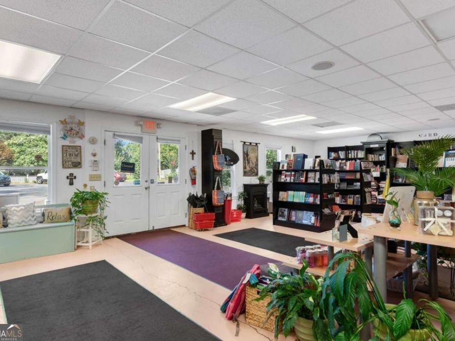 Property Image 11