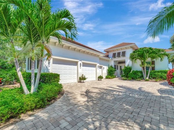 11 Caribe Way, Vero Beach, FL 32963