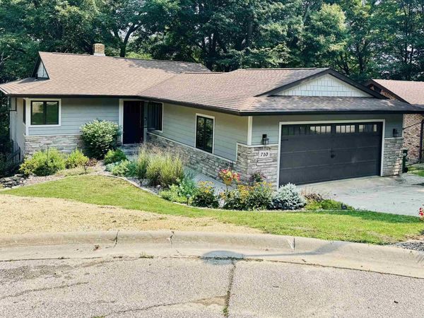 710 NW Woodland Drive, Elkader, IA 52043