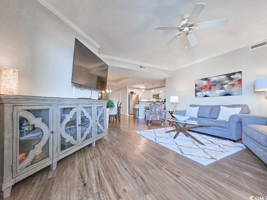 9994 Beach Club Dr. Photo 7