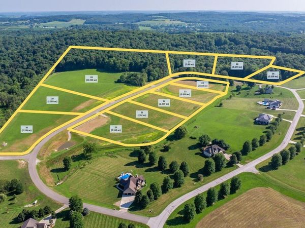 146 SE Linnridge Drive, Unit Lot 27, Newark, OH 43055