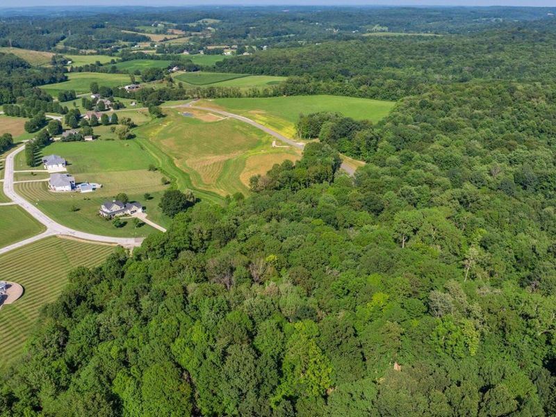 146 SE Linnridge Drive, Unit Lot 27, Newark, OH 43055 Photo 9