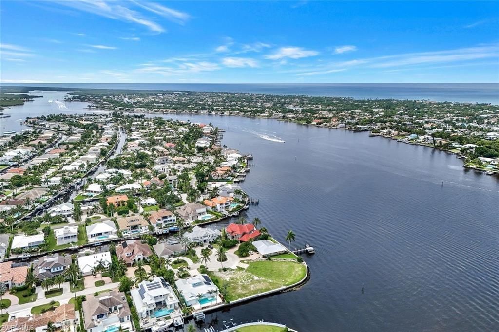 1303 Marlin Dr, Naples, FL 34102 Photo