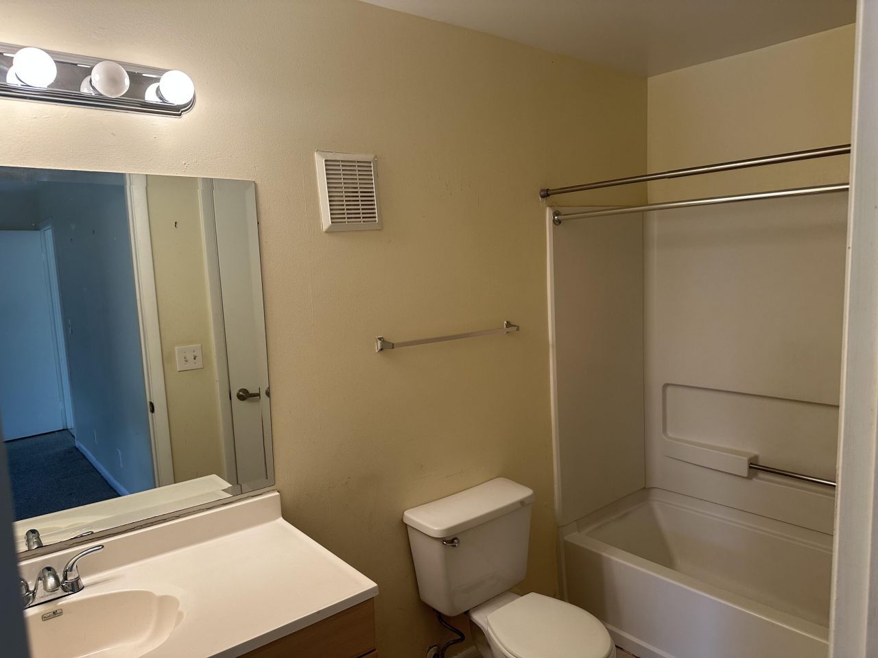 815 W Boynton Beach Boulevard, Unit 5-106, Boynton Beach, FL 33426 Photo